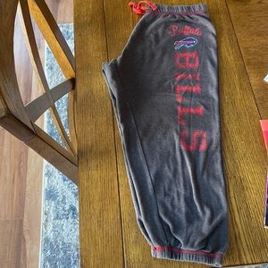 Buffalo Bills Capri sweatpants